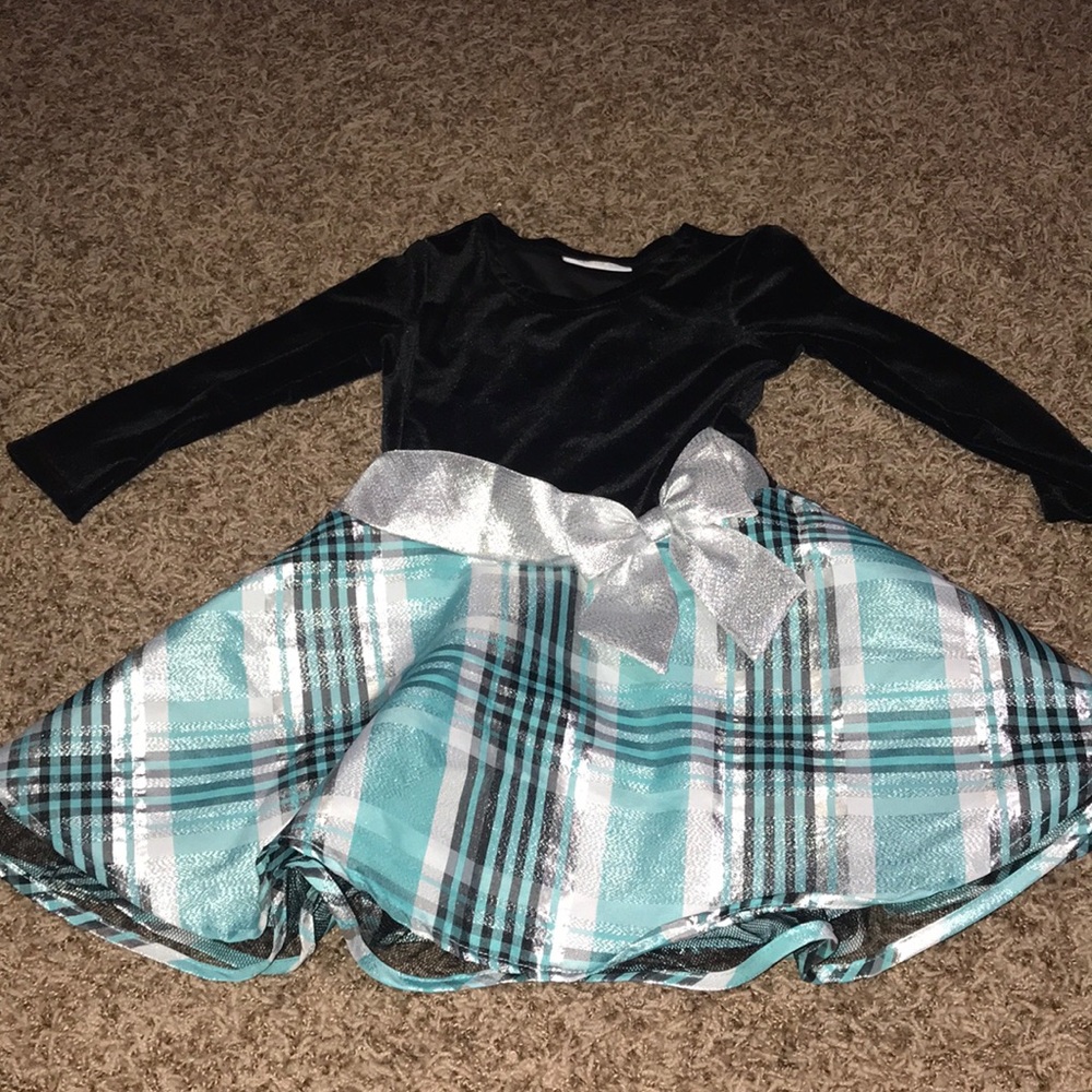 Toddler dress - 4T